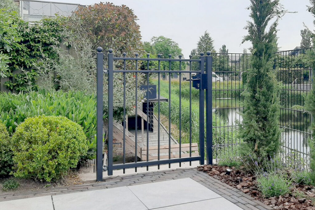 metalen tuinpoorten op maat