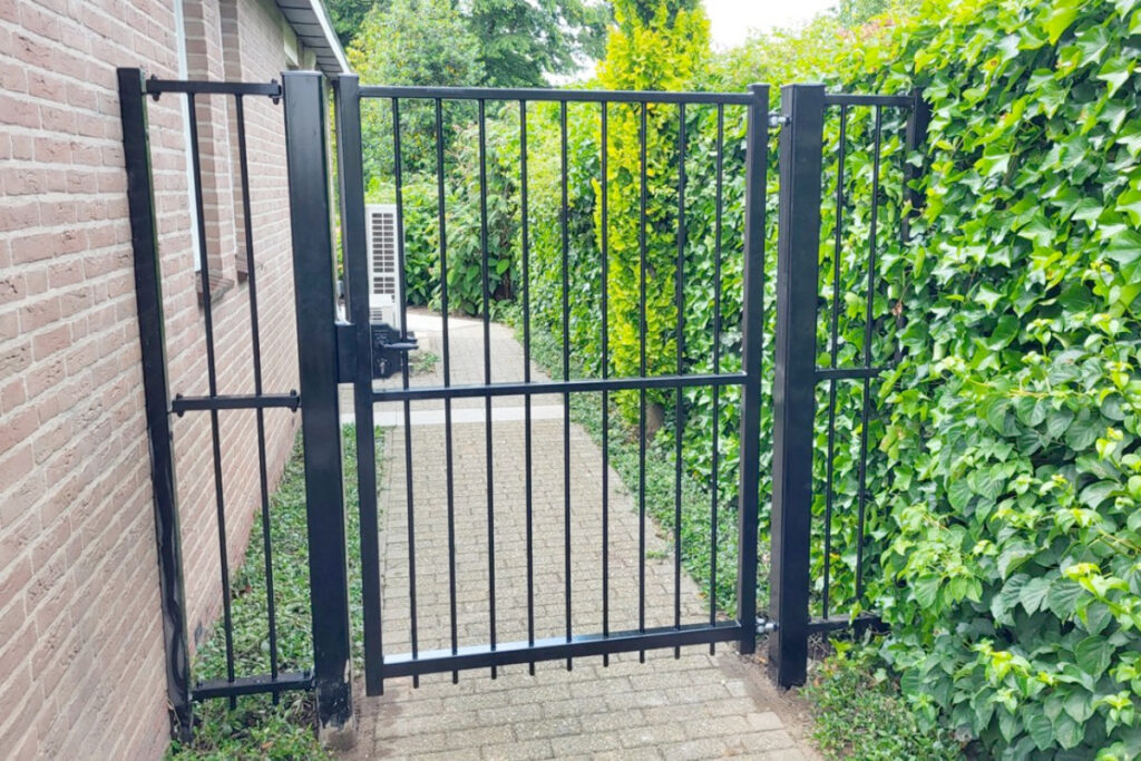 Tuinpoorten op maat bestellen