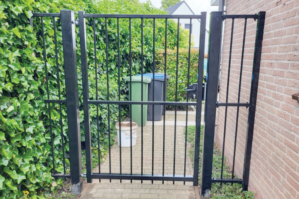 Stalen poorten laten installeren