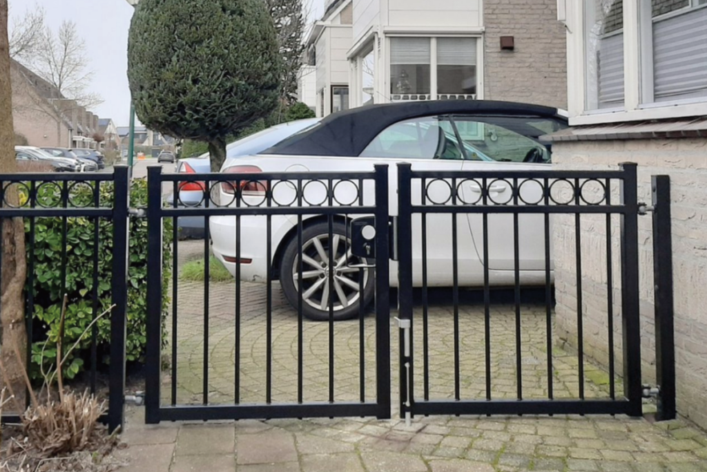 Poort laten plaatsen in Friesland