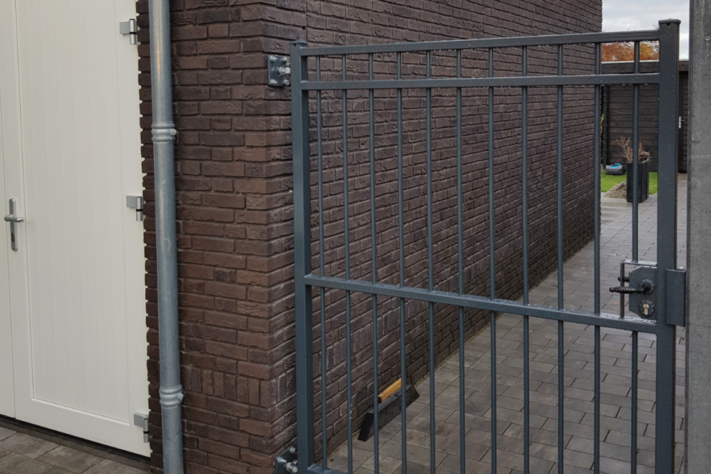 Poorten laten plaatsen in Flevoland
