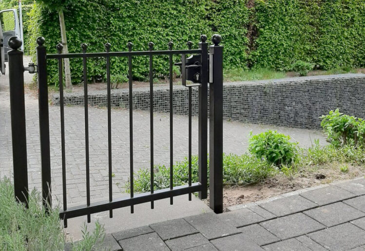 Looppoort vervangen