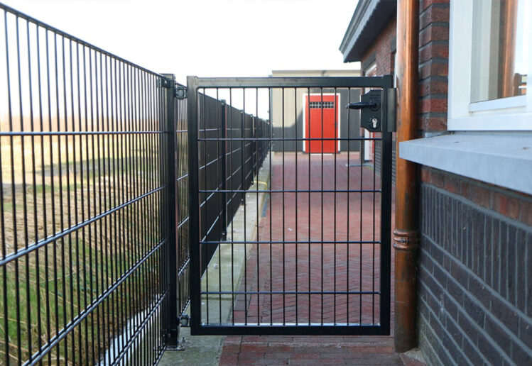 Looppoort zwart