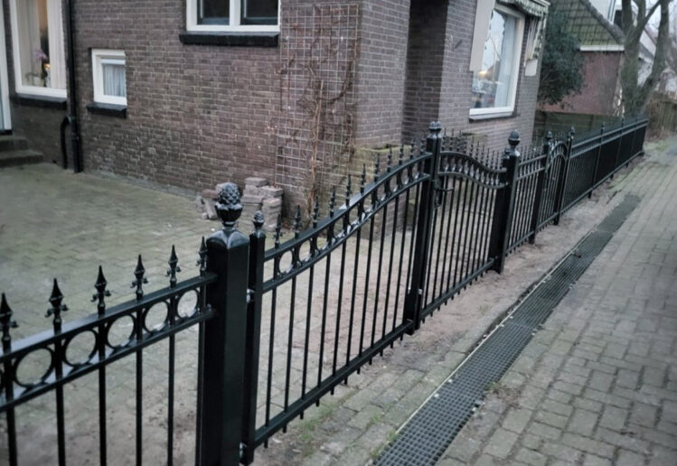 Voordelen metalen inrijpoort