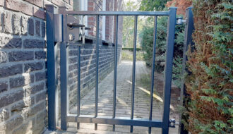 Tuinpoorten laten lassen