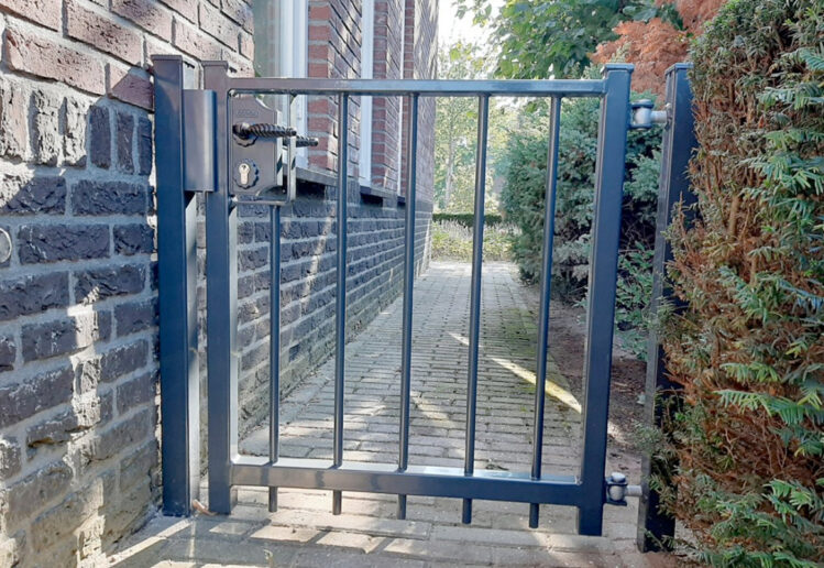 Tuinpoorten laten lassen