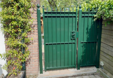 Tuinpoorten op maat bestellen