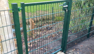 Dubbelstaafmat tuinpoort laten plaatsen