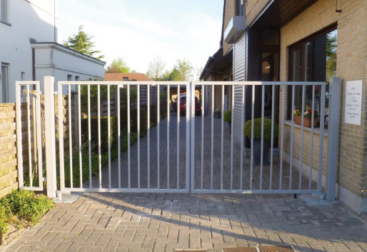 Webshop met stalen poorten