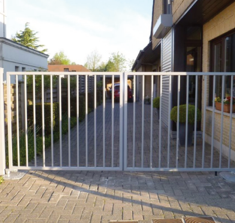 Webshop met stalen poorten