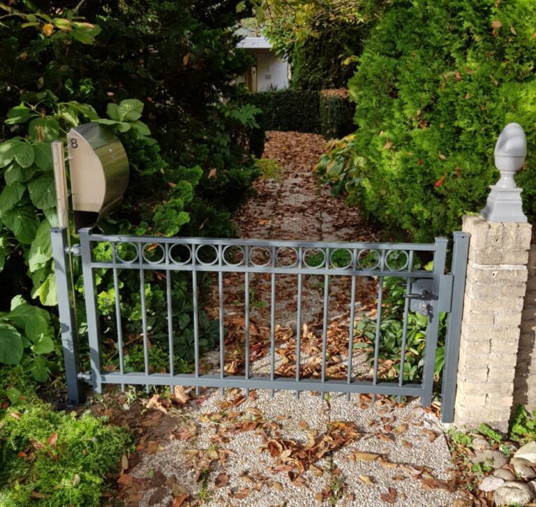 Stalen tuinpoort in RAL 7016