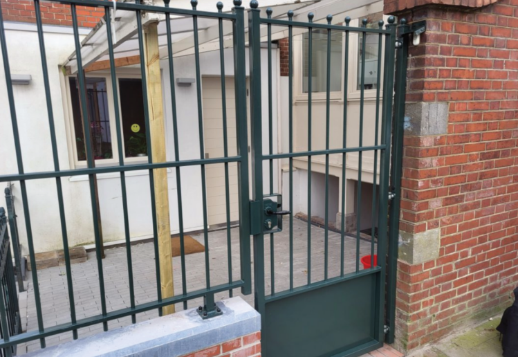Poort laten plaatsen in Groningen