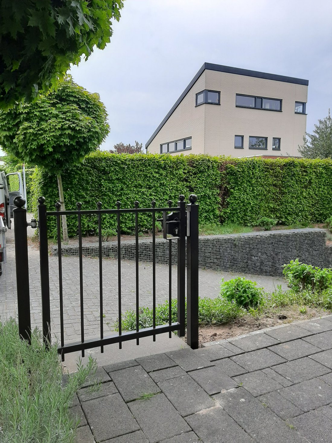 Stalen looppoort model C03