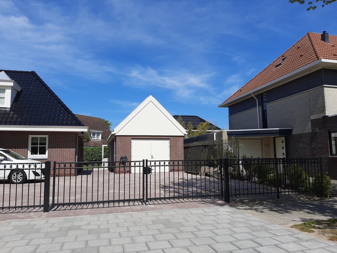 Stalen draaipoort met poedercoating