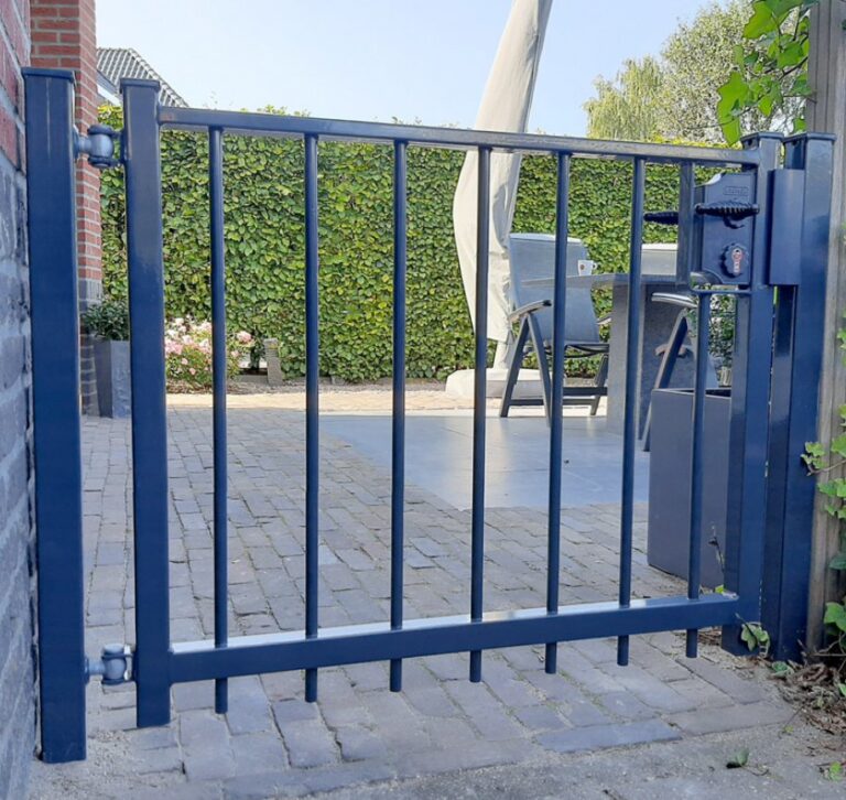 Stalen looppoort model A03