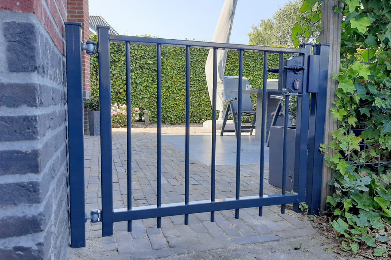 Stalen looppoort model A03